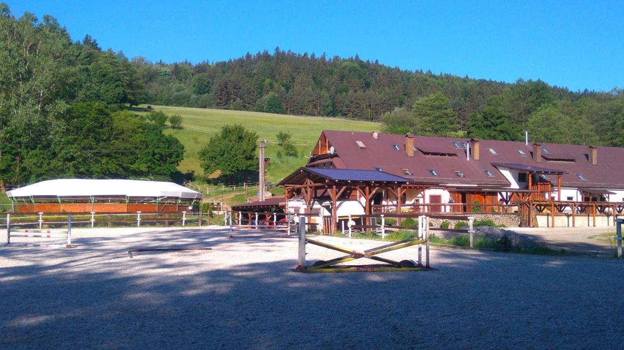 Ferienwohnung Zrebcin Mlyncok Slovenska Lupca Exterior foto